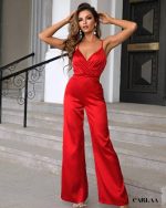 combi rouge femme élégante