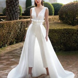 combinaison femme élégante